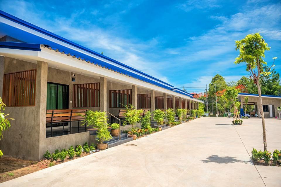 Nam Sai Loft * หาดเจ้าหลาว